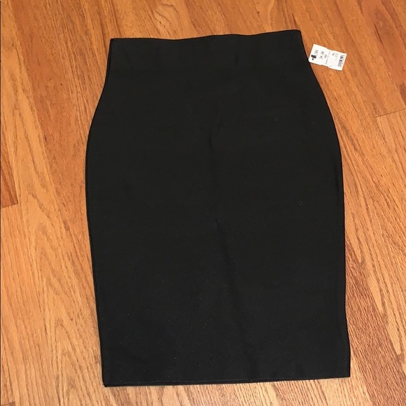 AKIRA Dresses & Skirts - NWT bandage midi skirt